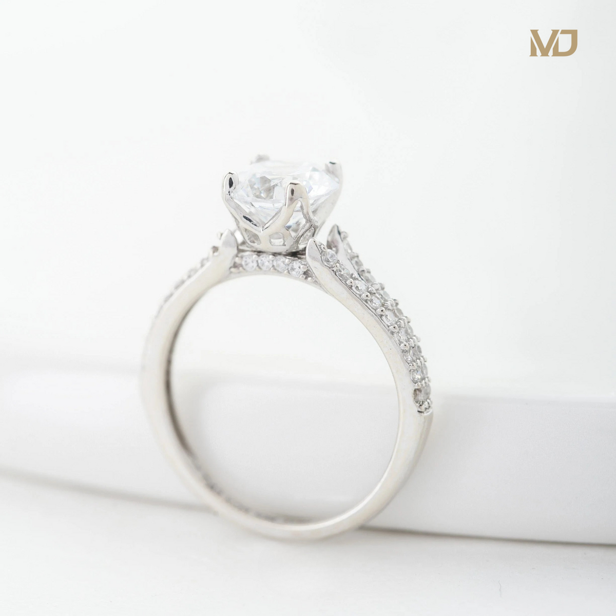 Nhẫn Cầu Hôn NNU311 Hot Năm 2023
